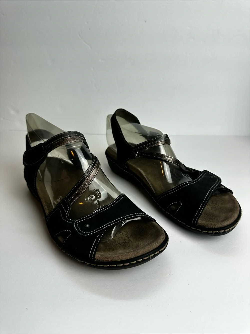 Taos Answer Wedge Sandals Women's Size 9 EU 40 Shoes Leather Black Adjustable